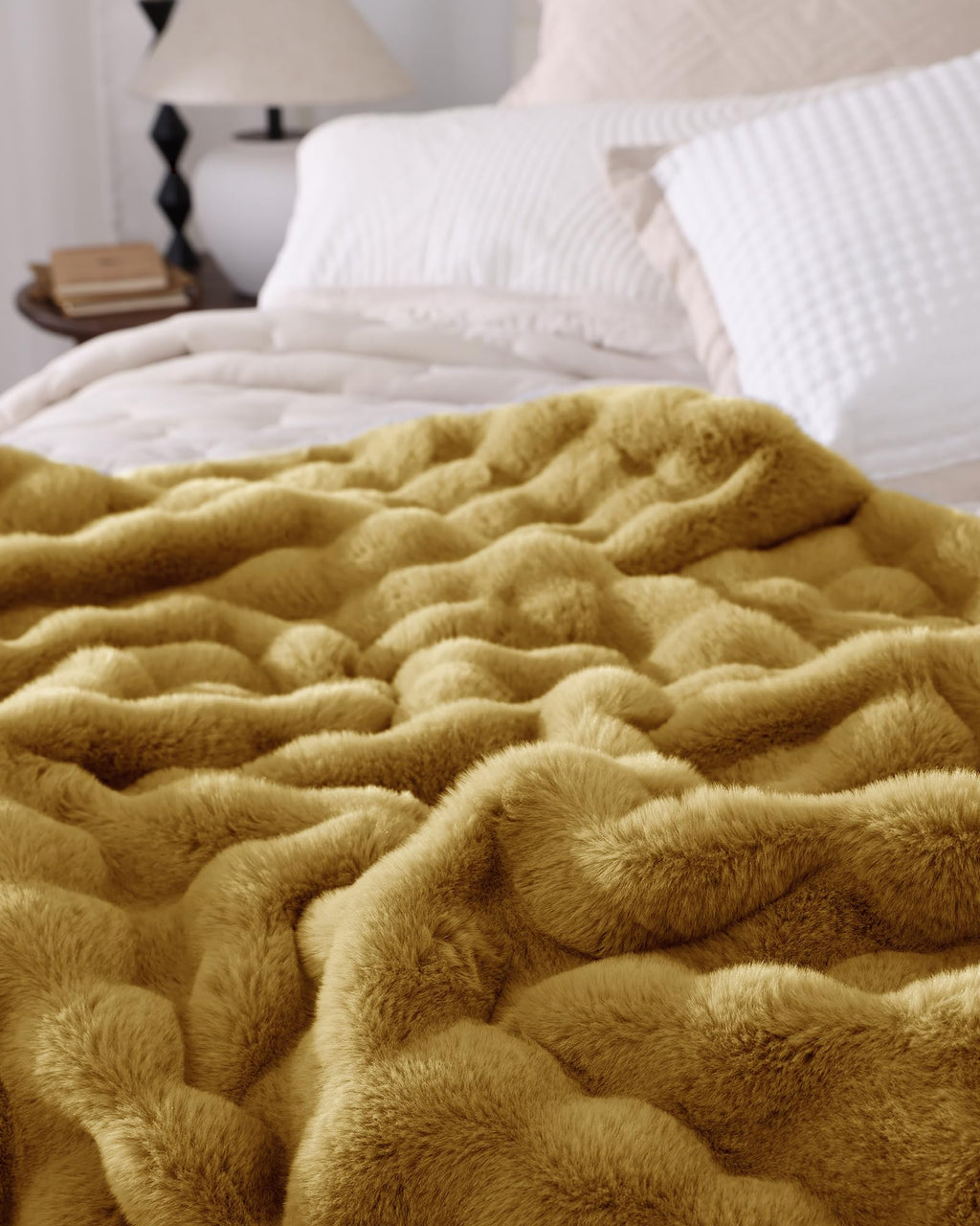 Ultra Soft Cozy 50x60 Faux Fur Throw
