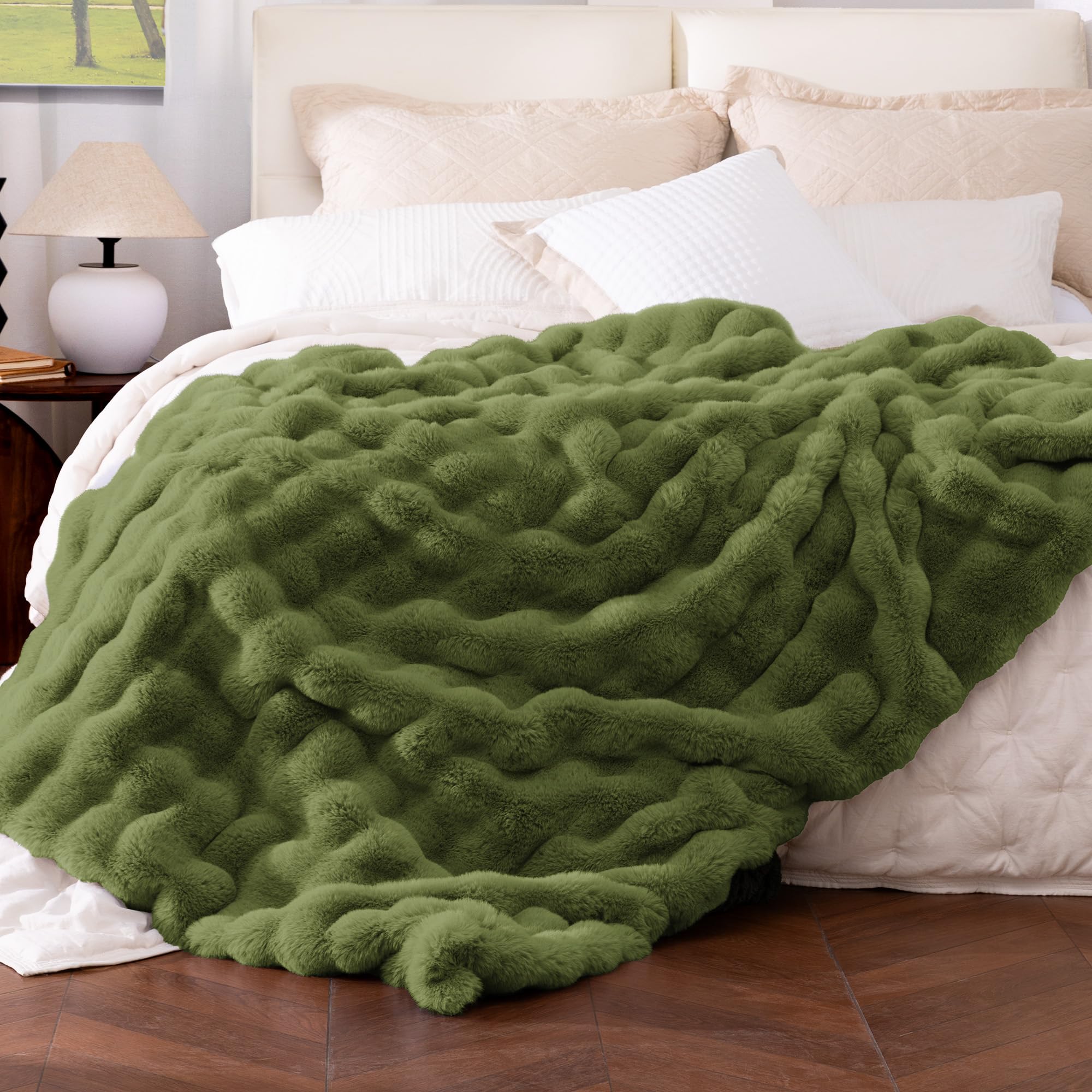 Ultra Soft Cozy 50x60 Faux Fur Throw