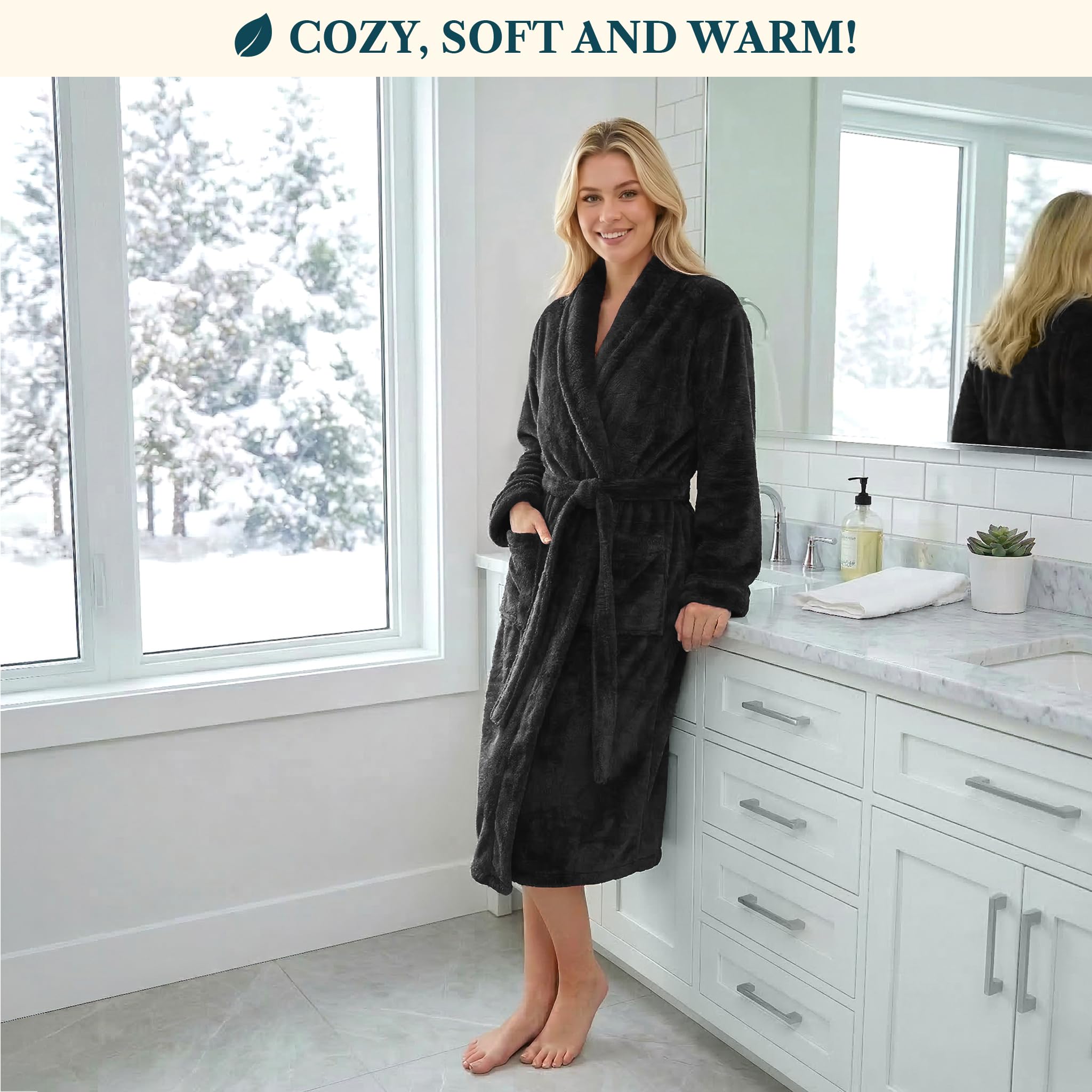 PAVILIA Plush Sherpa Robe