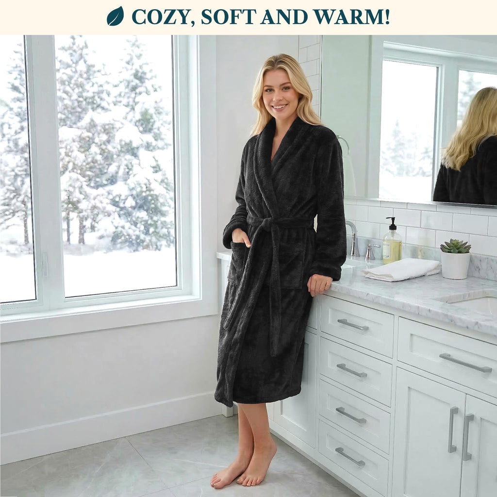 PAVILIA Plush Sherpa Robe