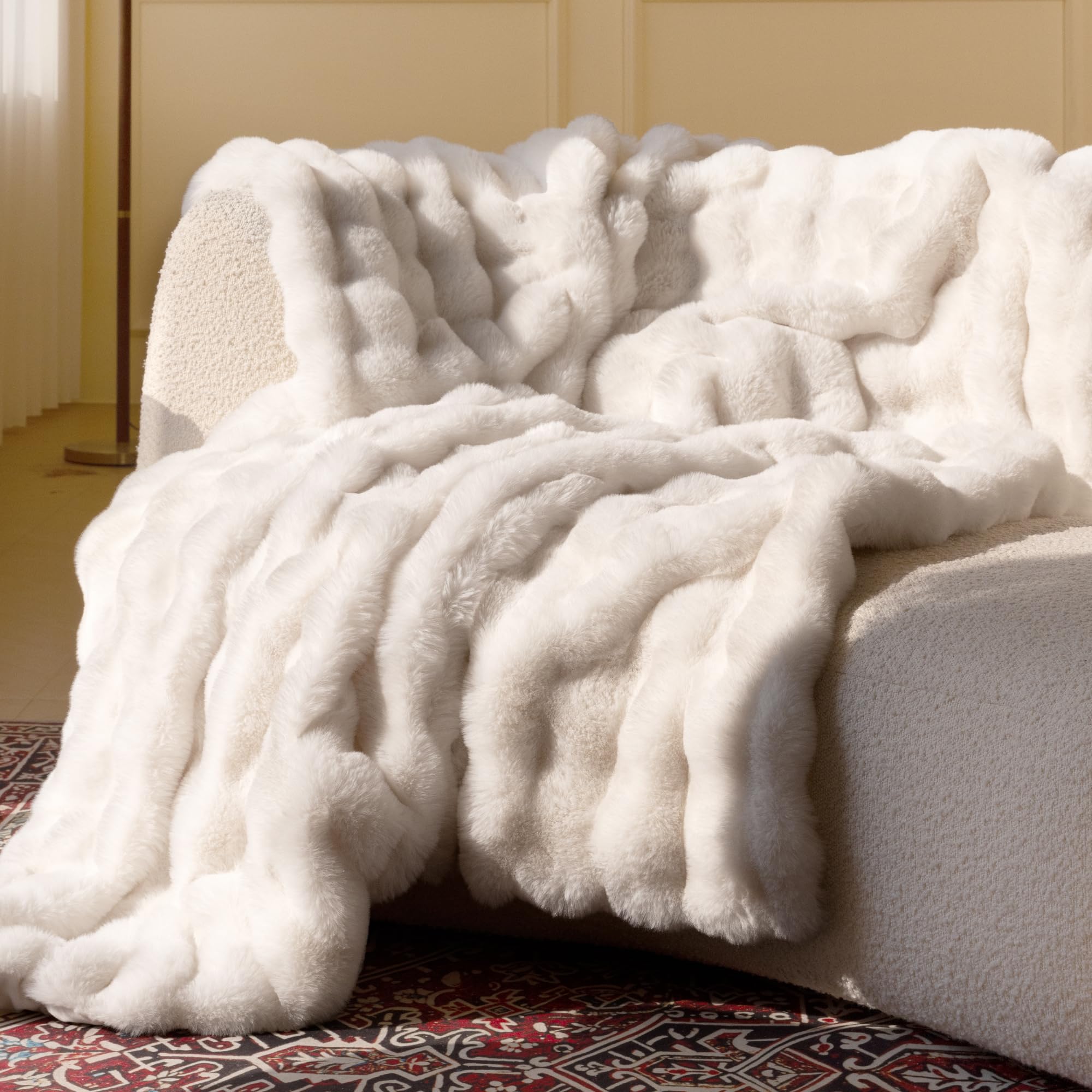 Ultra Soft Cozy 50x60 Faux Fur Throw