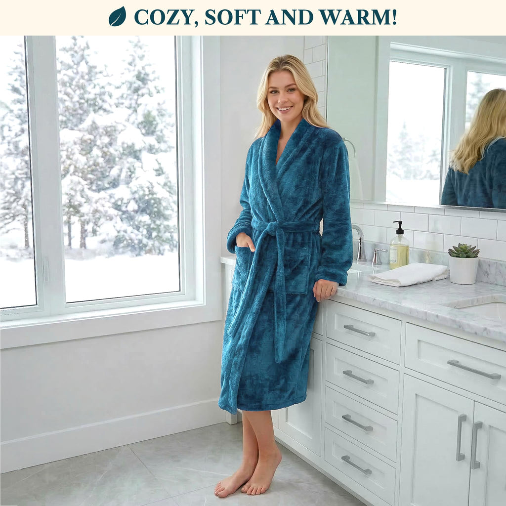 PAVILIA Plush Sherpa Robe