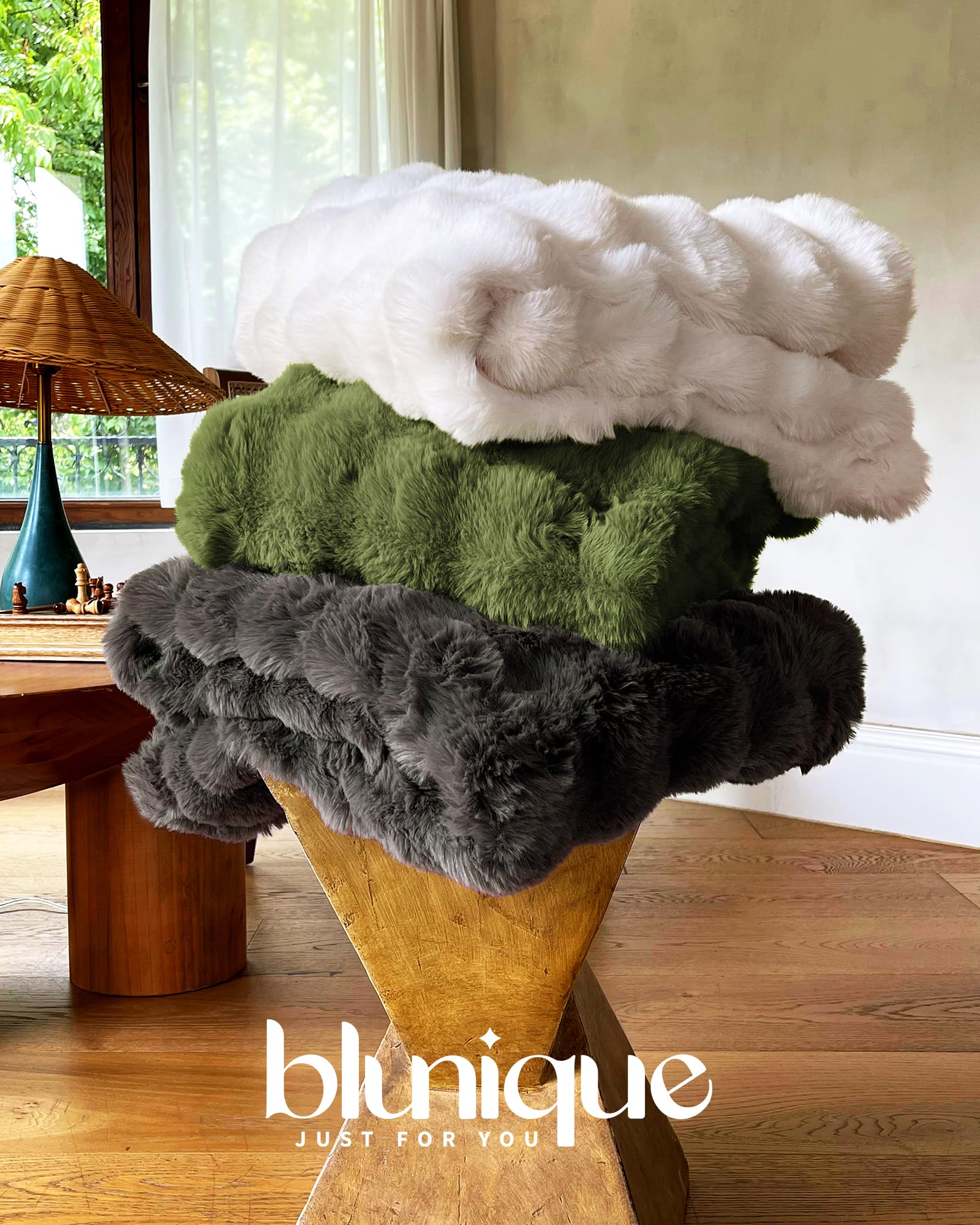 Ultra Soft Cozy 50x60 Faux Fur Throw