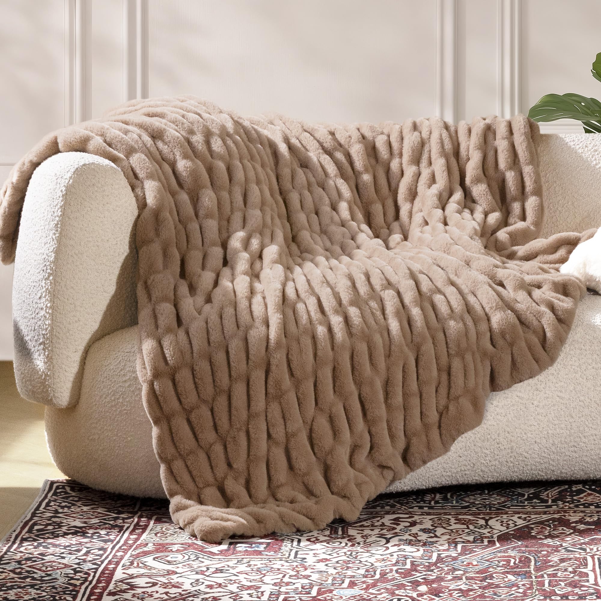 Ultra Soft Cozy 50x60 Faux Fur Throw